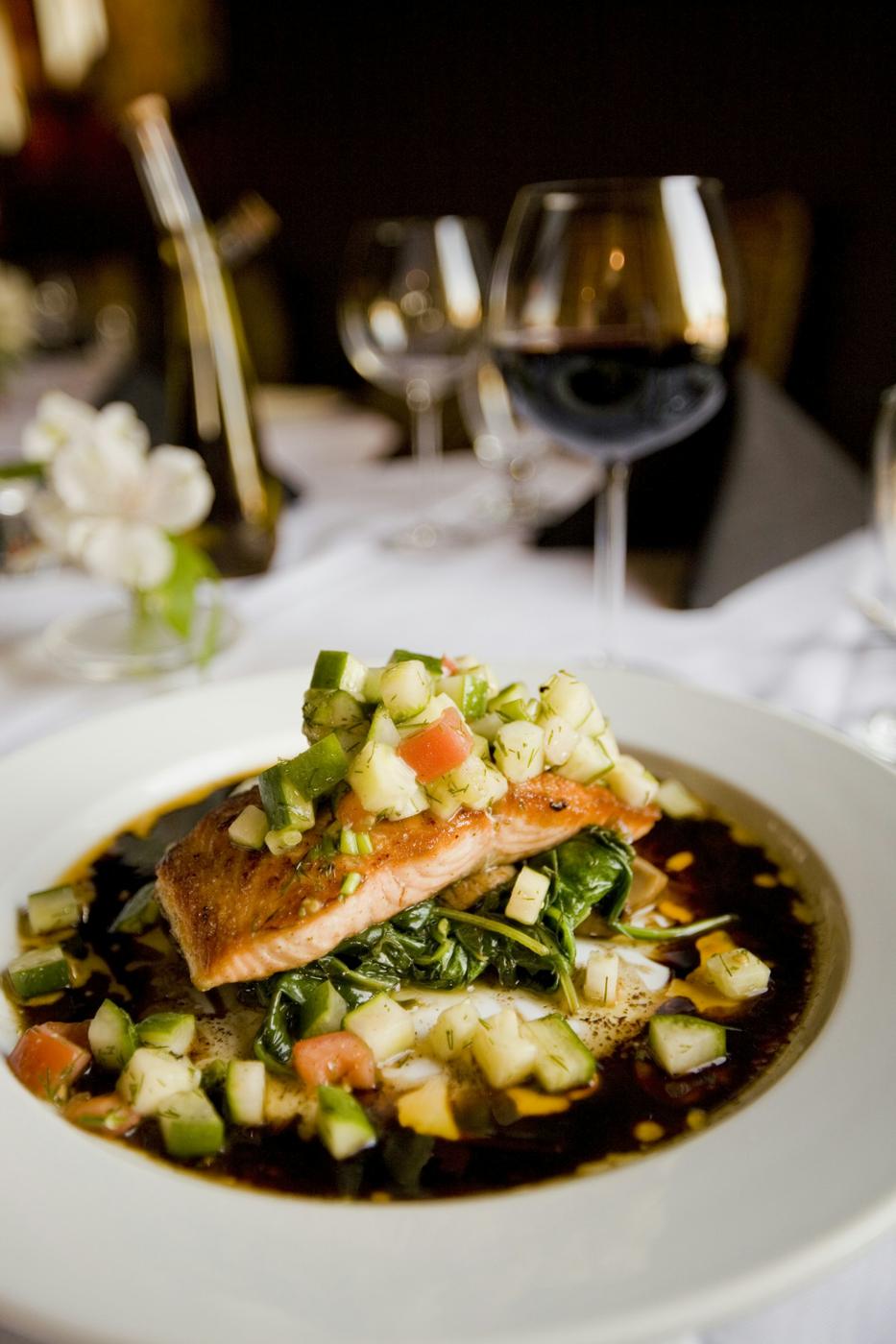 Pavé de saumon et légumes